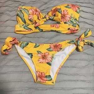 Zaful yellow peephole bikini